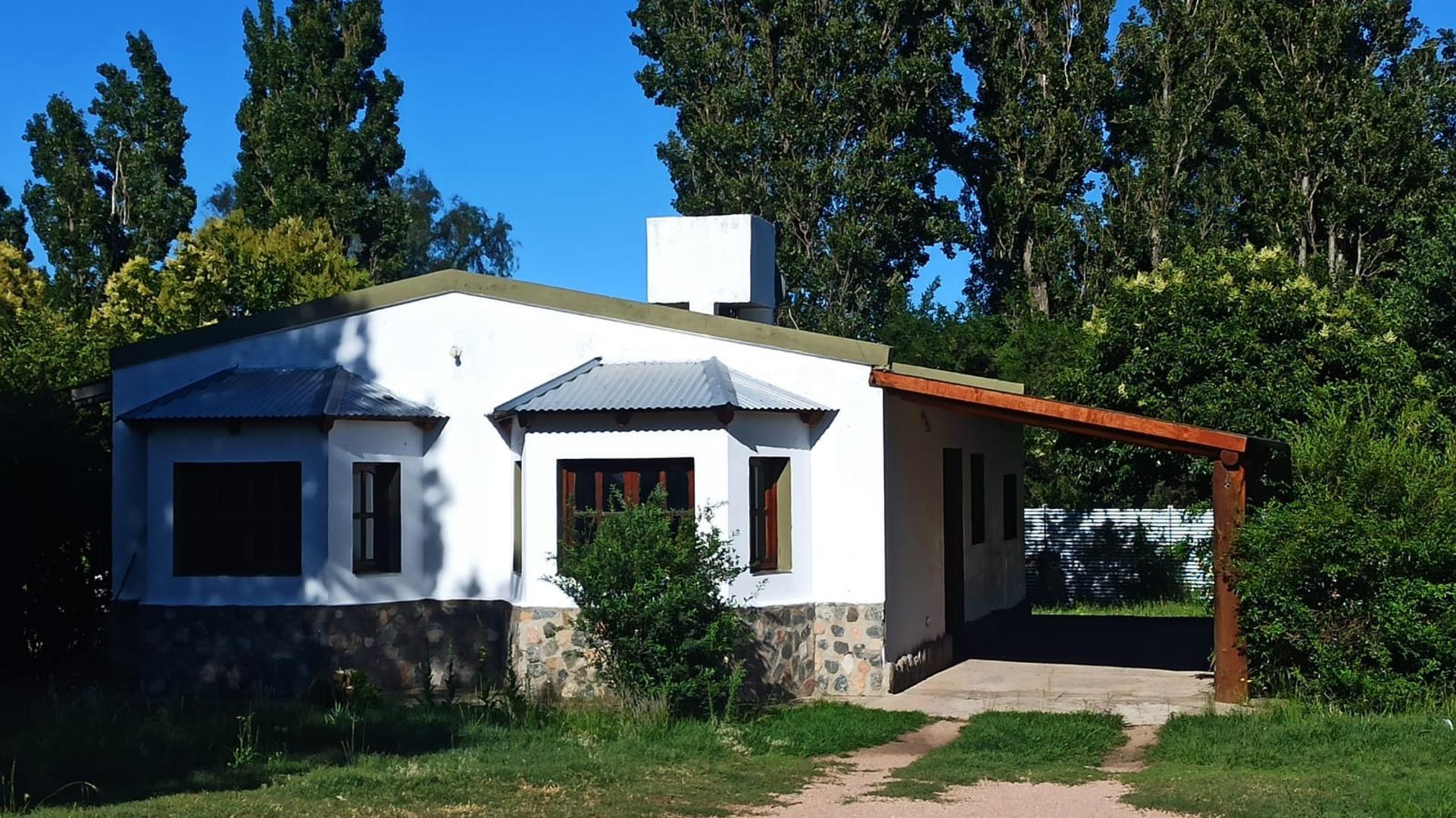 Casa con vista a las sierras en Cortaderas, San Luis