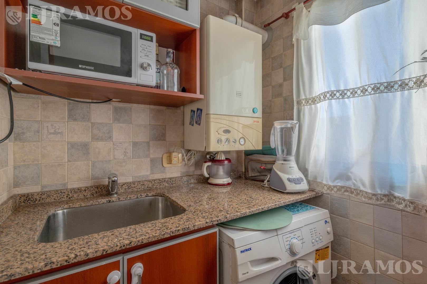 Departamento en Alquiler con 1 cocheras