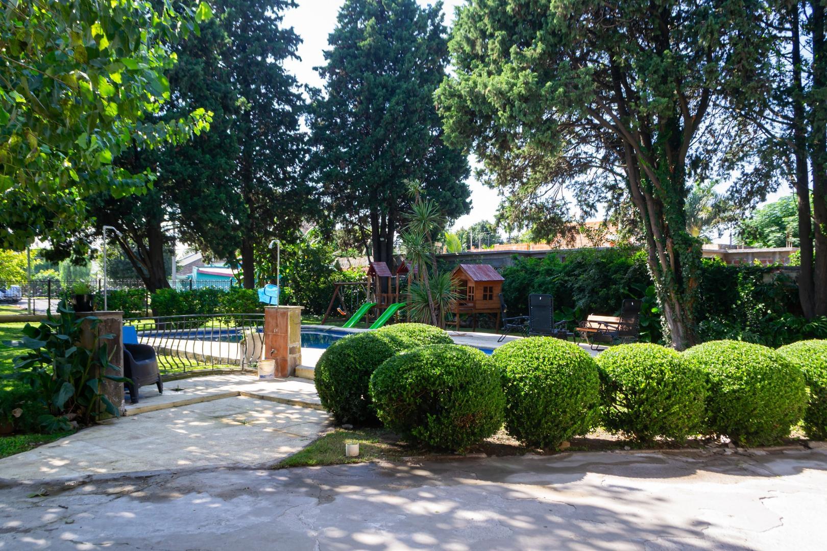 Casa 4 ambientes con 3 baños