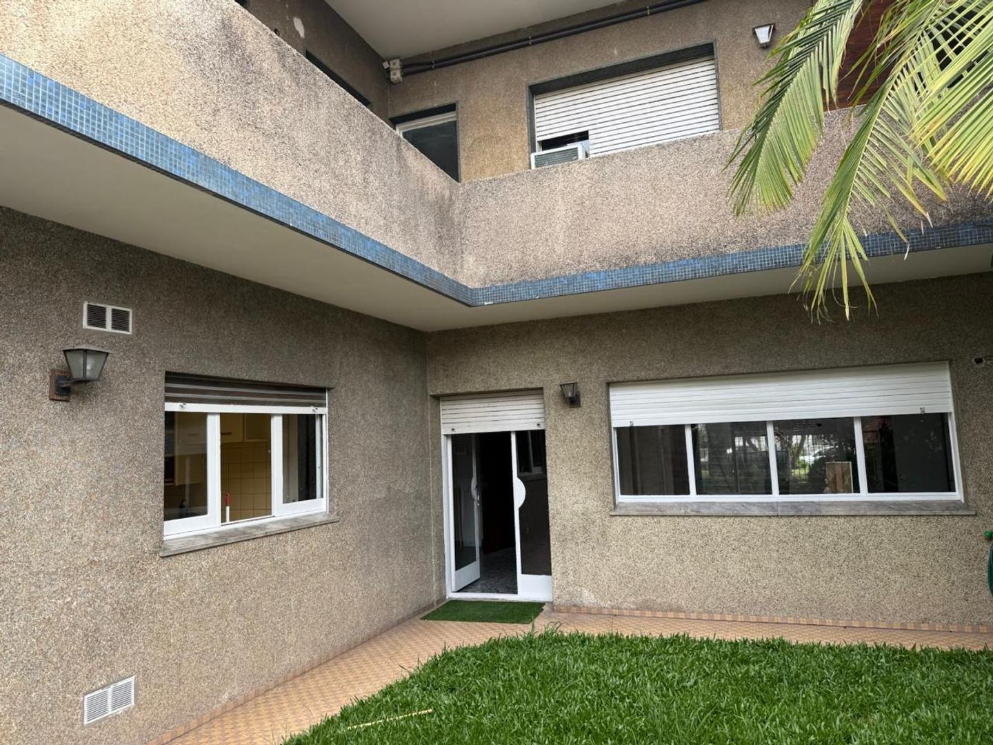 Casa en Alquiler de 4 dormitorios