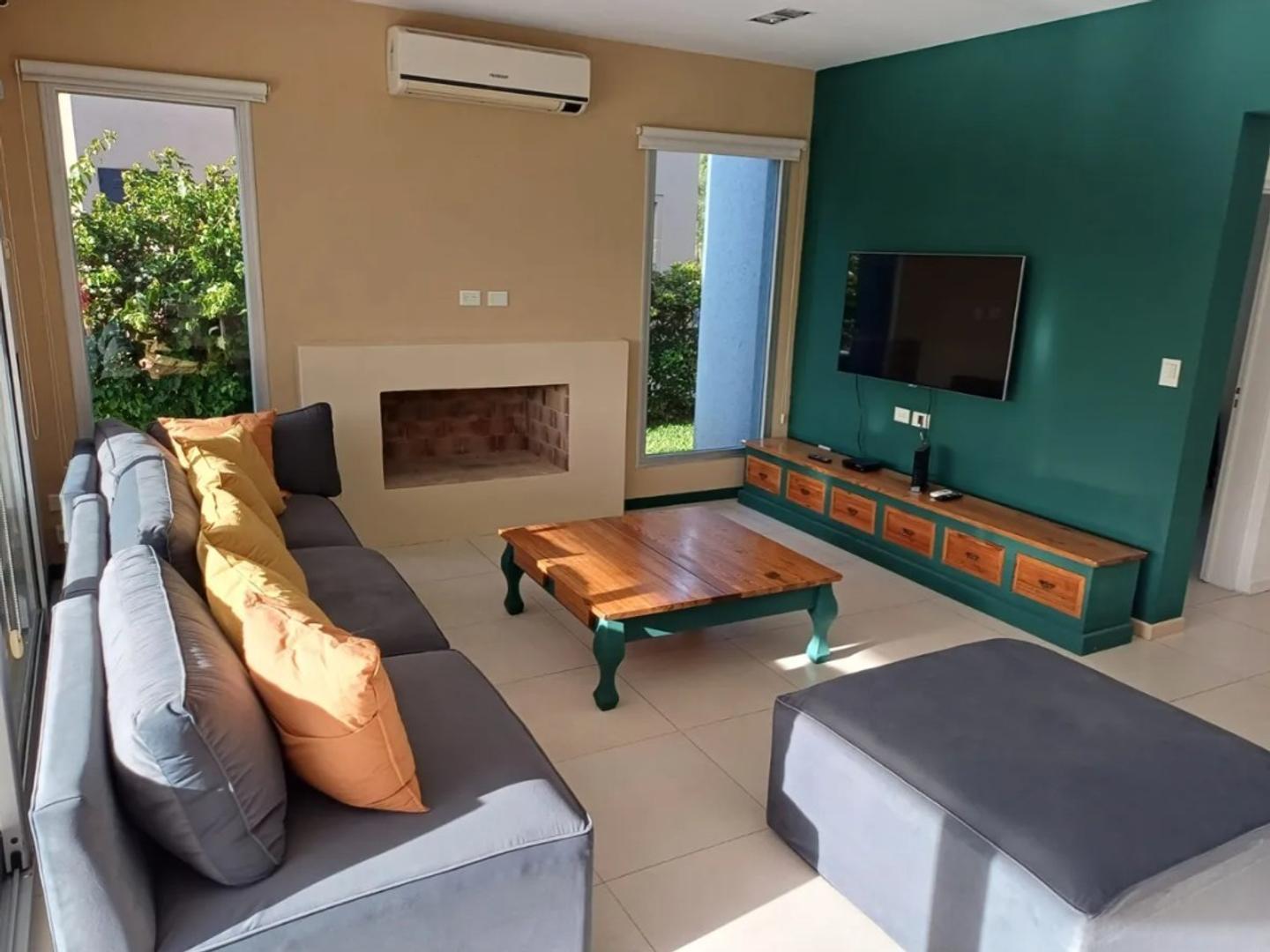 Casa en Alquiler de 4 dormitorios