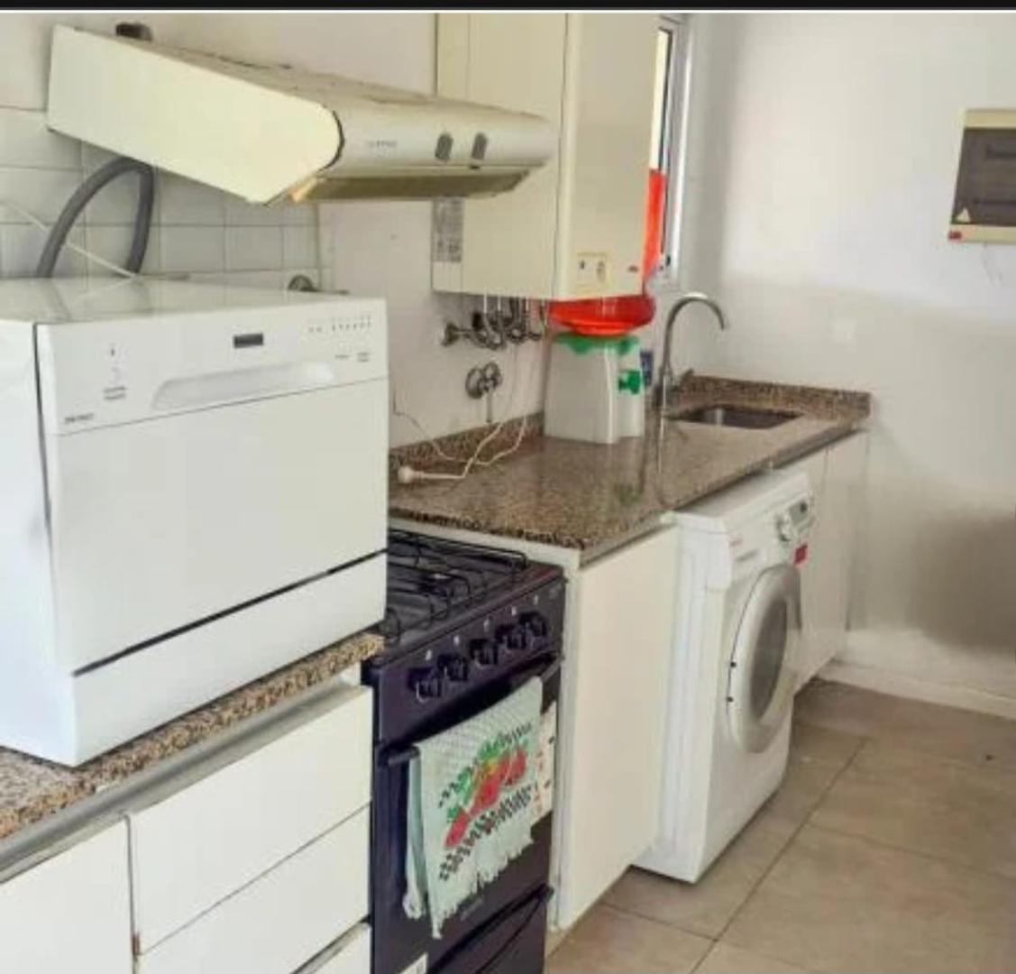 VENTA casa 4 ambientes. Manzanares Chico