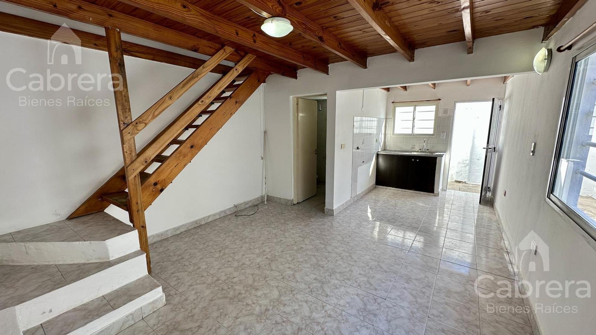 Alquiler de PH 2 dormitorios en Ringuelet, La Plata.