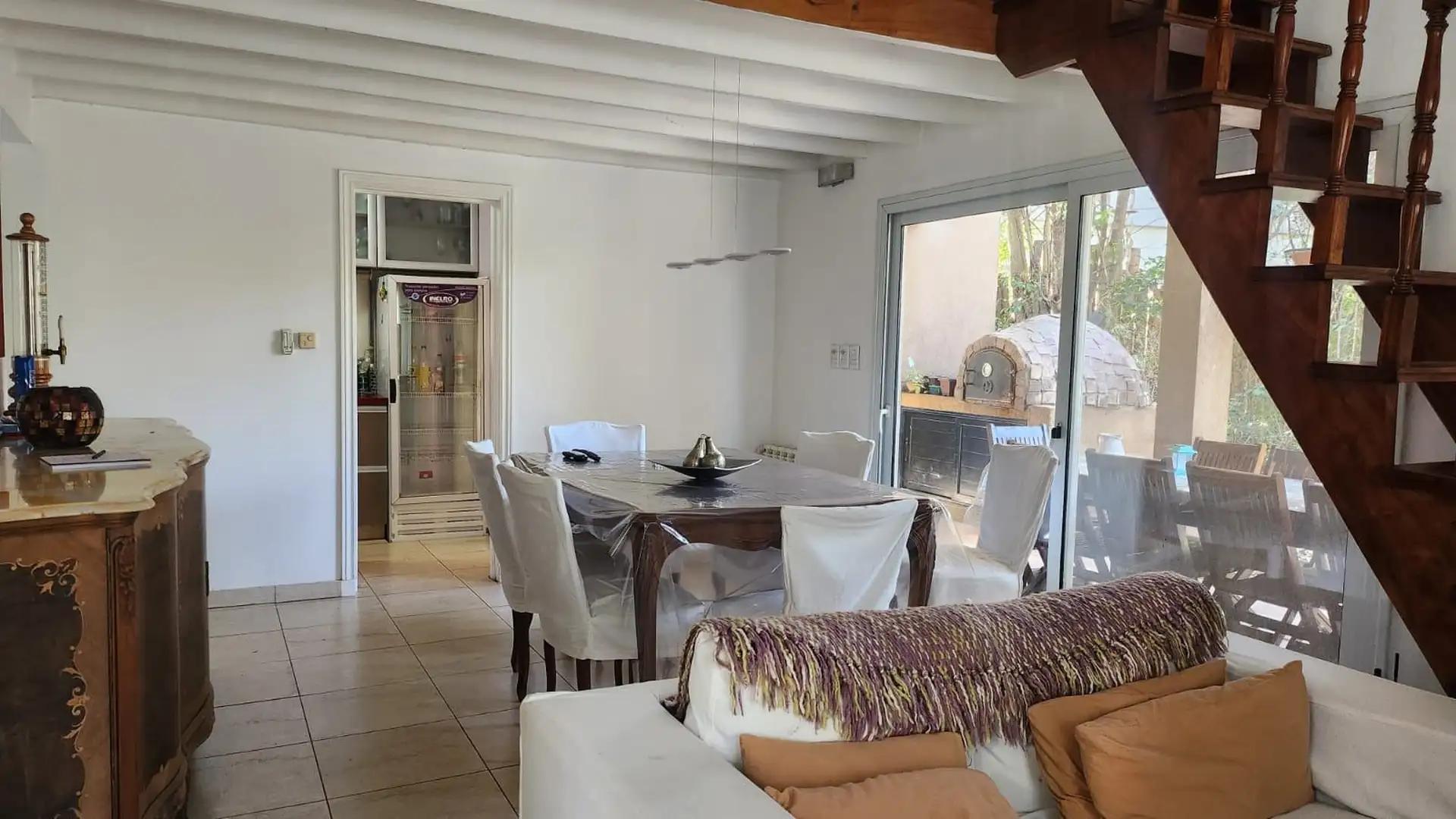 Casa en Alquiler Temporal en Loma Verde, USD 2.700