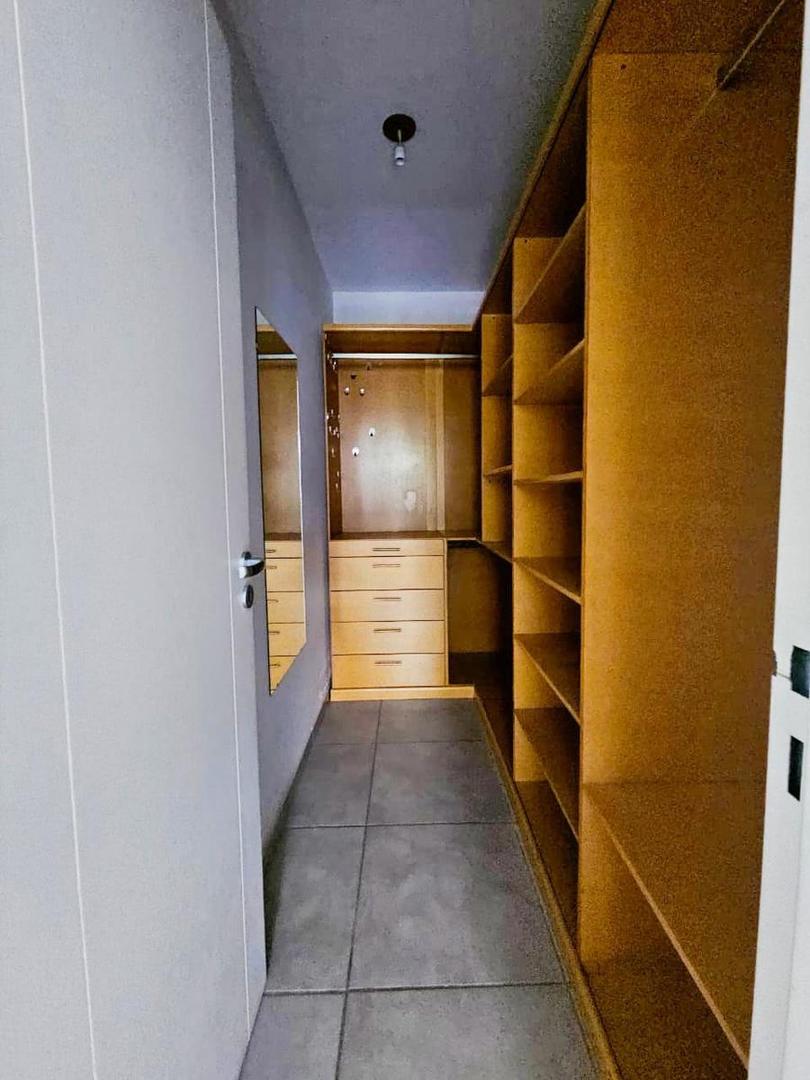 Departamento en Venta En General Paz  2 Dormitorios