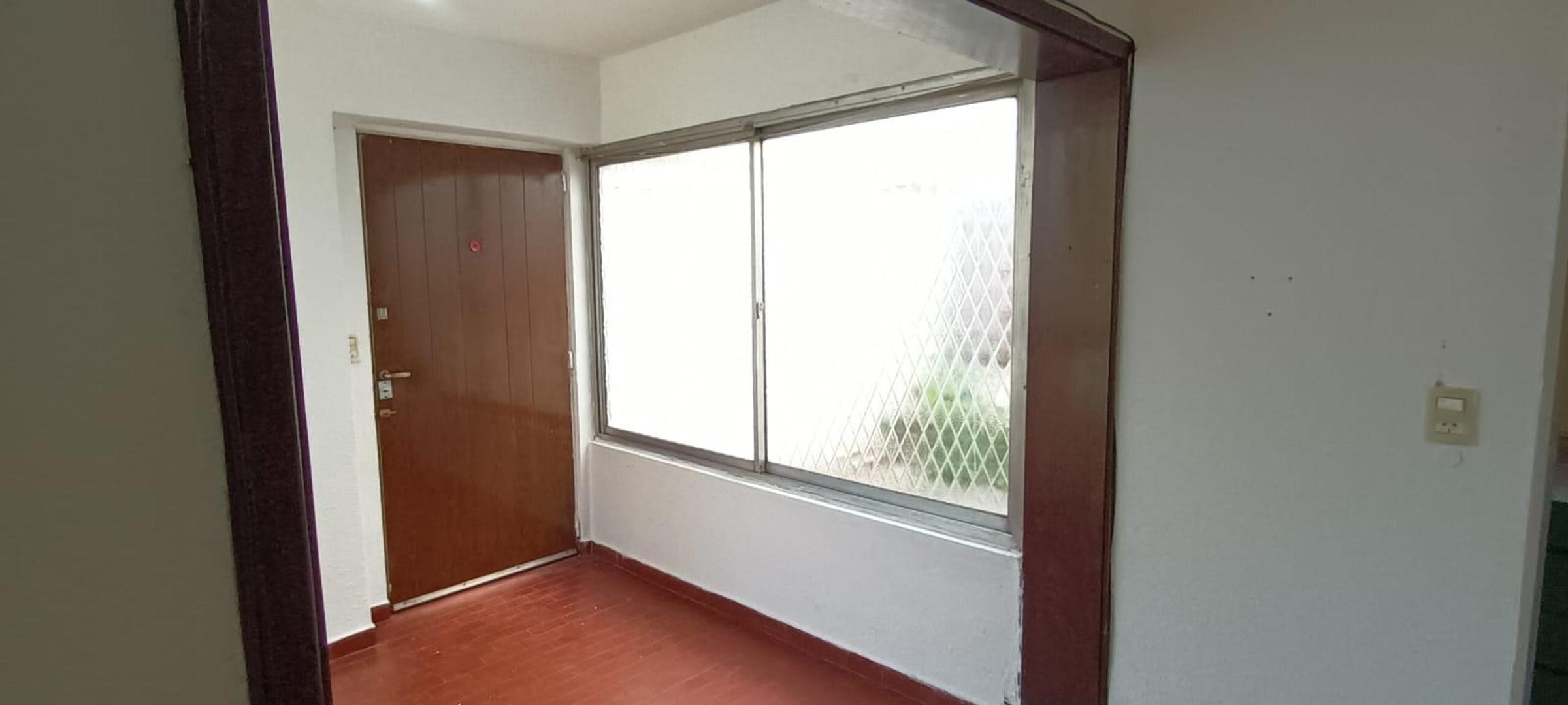 VENTA DEPARTAMENTO 2 AMBIENTES OPORTUNIDAD, RETASADO QUILMES OESTE