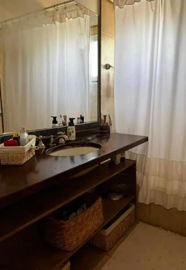 Casa en Alquiler al Oeste