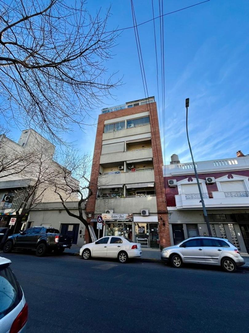 AMBIENTE DIVISIBLE casi dos, BALCON, PARRILLA, RE LUMINOSO