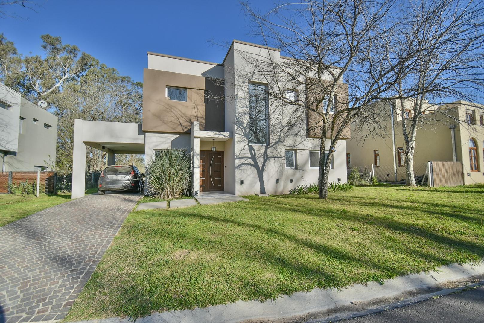 Casa en venta de 4 Ambientes en Fincas de Hudson