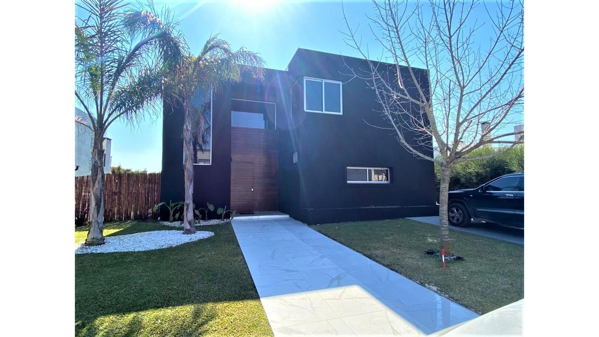 Casa en Venta de 4 dormitorios