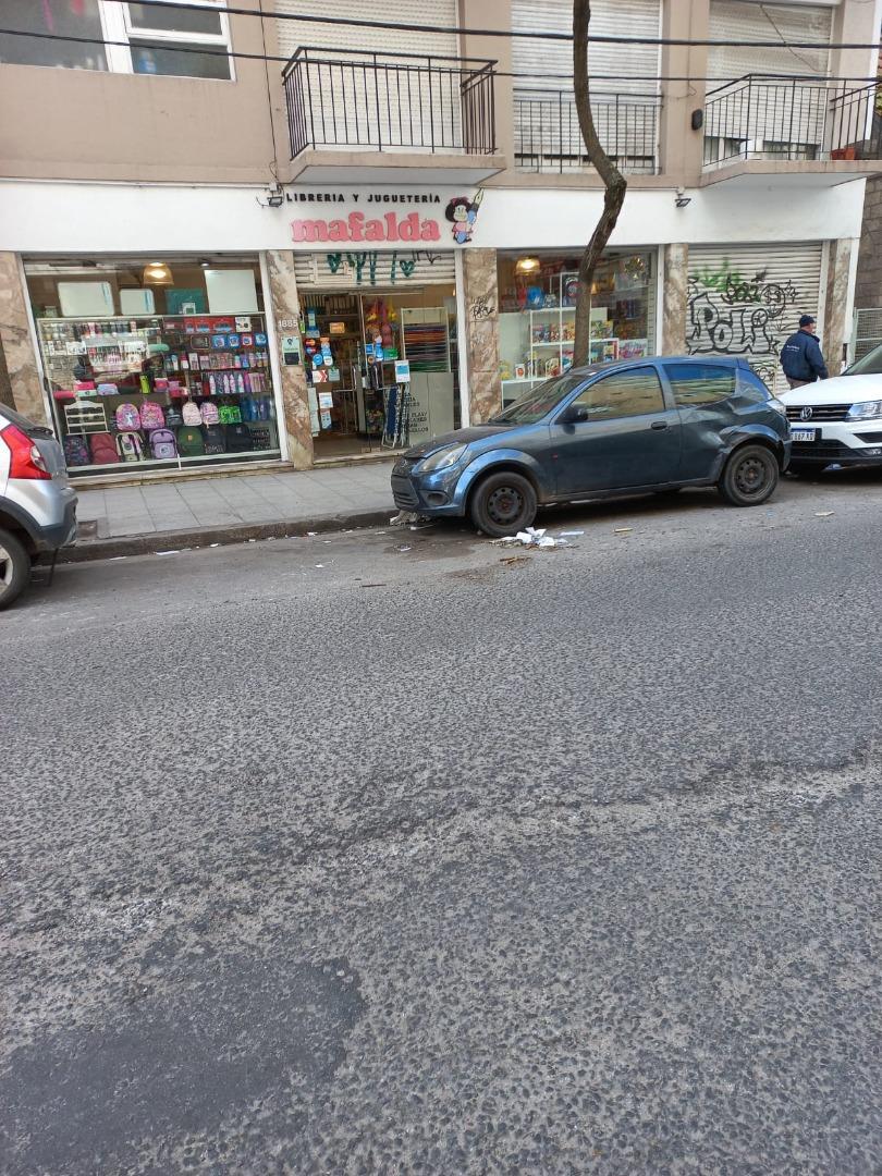 LOCAL CON FONDO DE COMERCIO 80 M2. PLAZA COLON