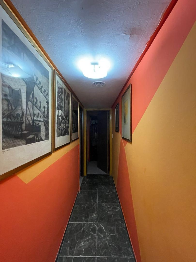 VENTA CHALET EN ESQUINA, A PASOS DEL MAR!