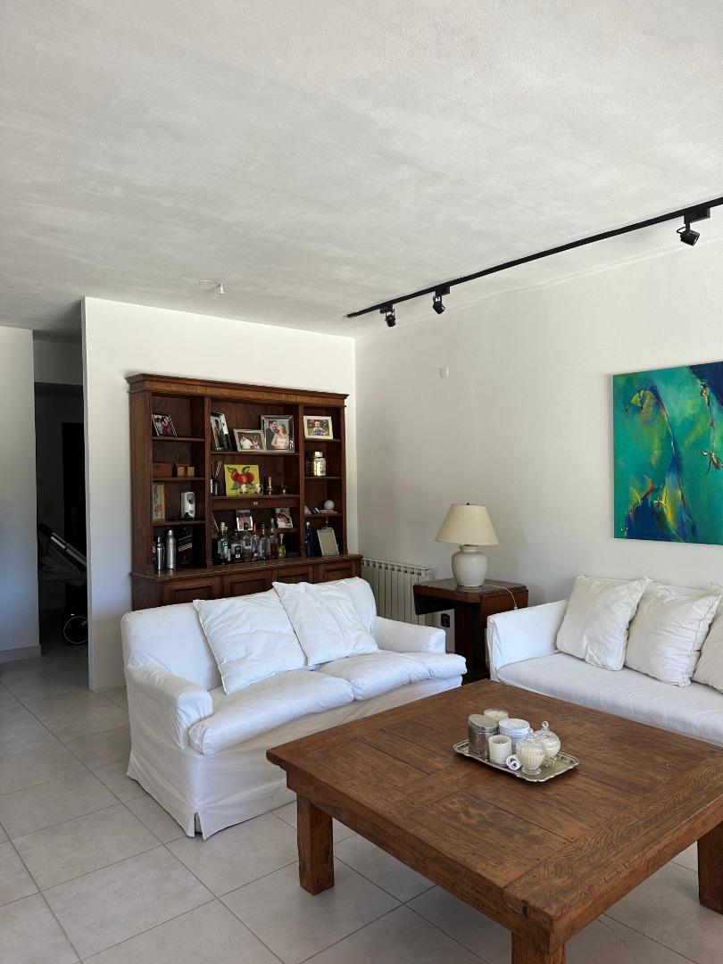 Casa en Alquiler Temporal de 4 dormitorios