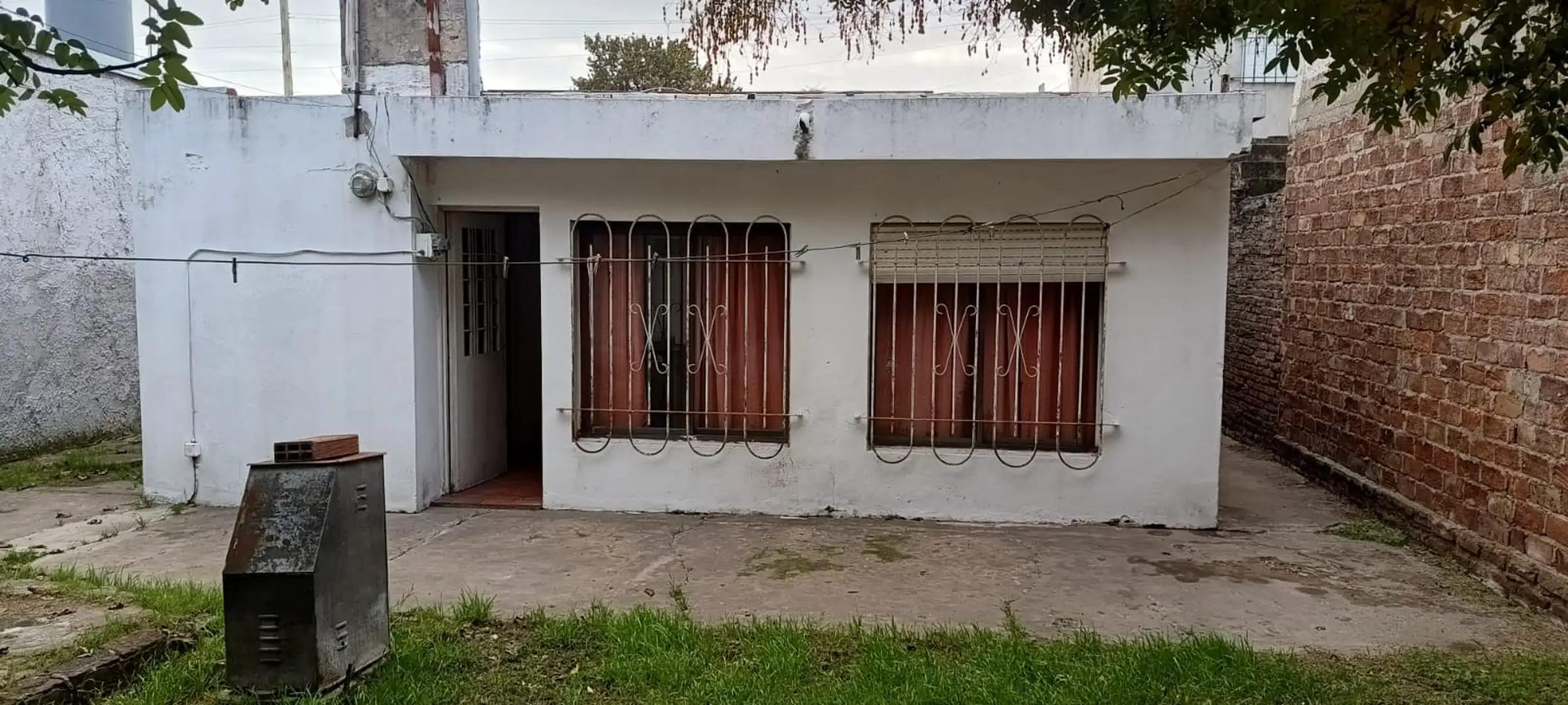 Casa en Venta con 1 cochera