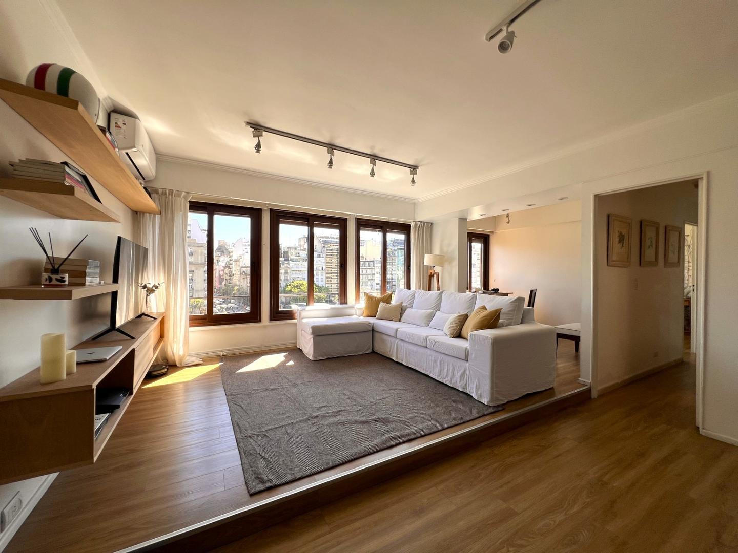 Espectacular 4 ambientes con vista a la 9 de Julio!