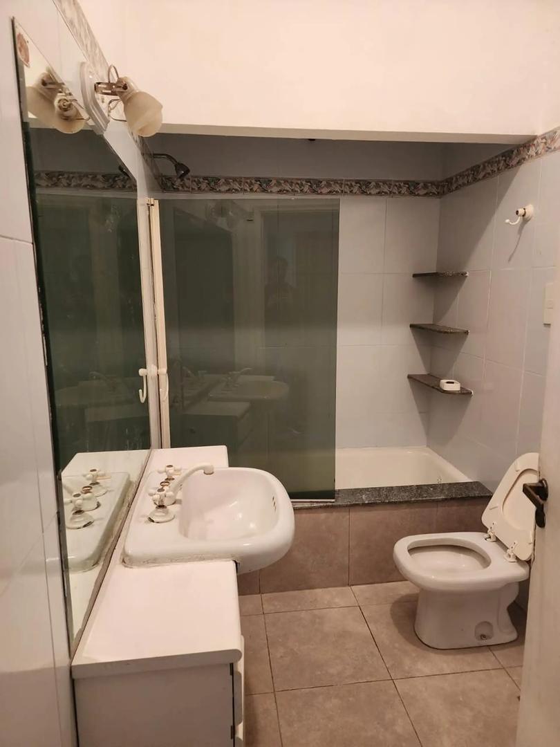 Departamento en Venta en Valentin Alsina, USD 170.000