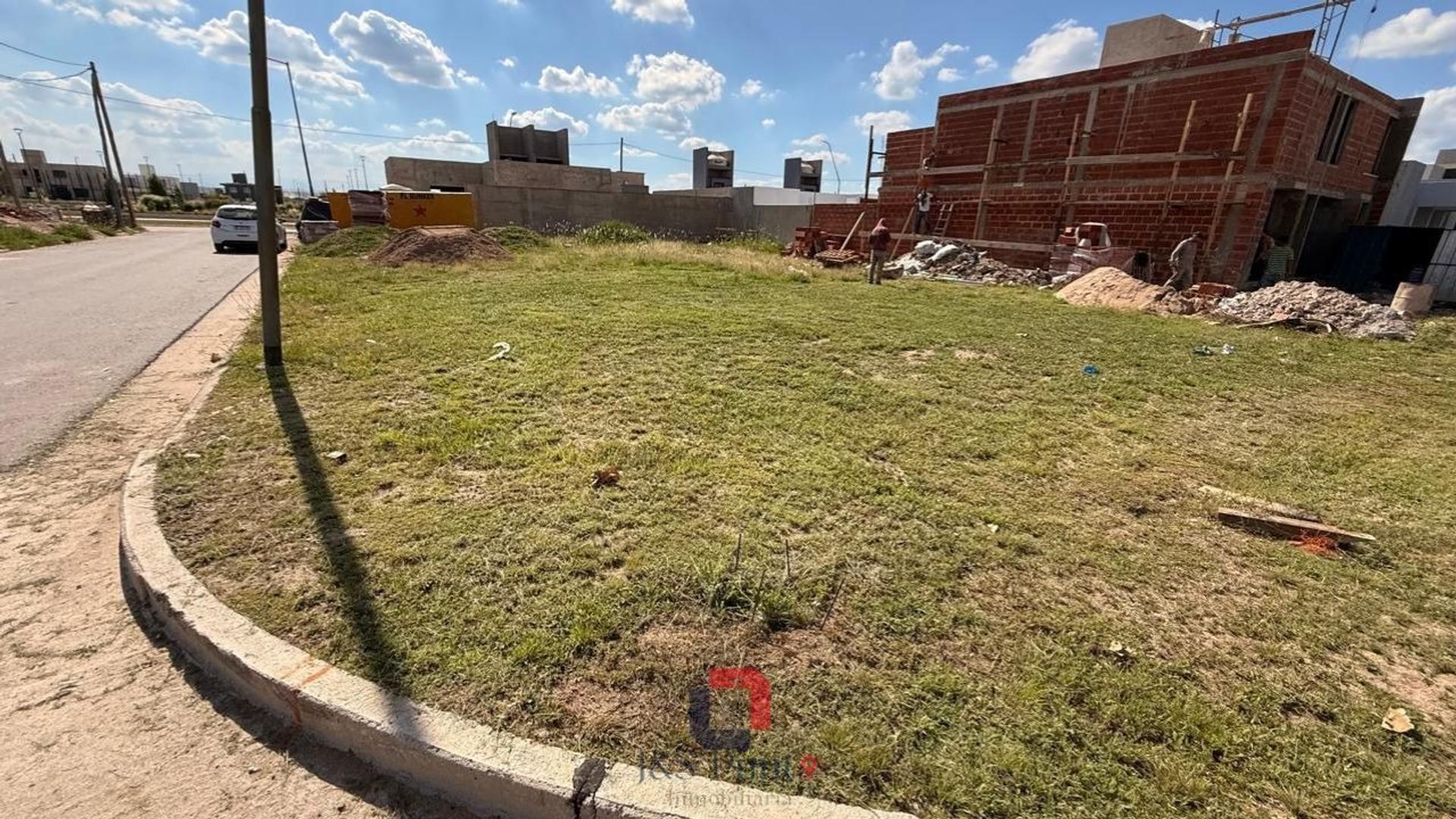 Lote en Rincones de Manantiales