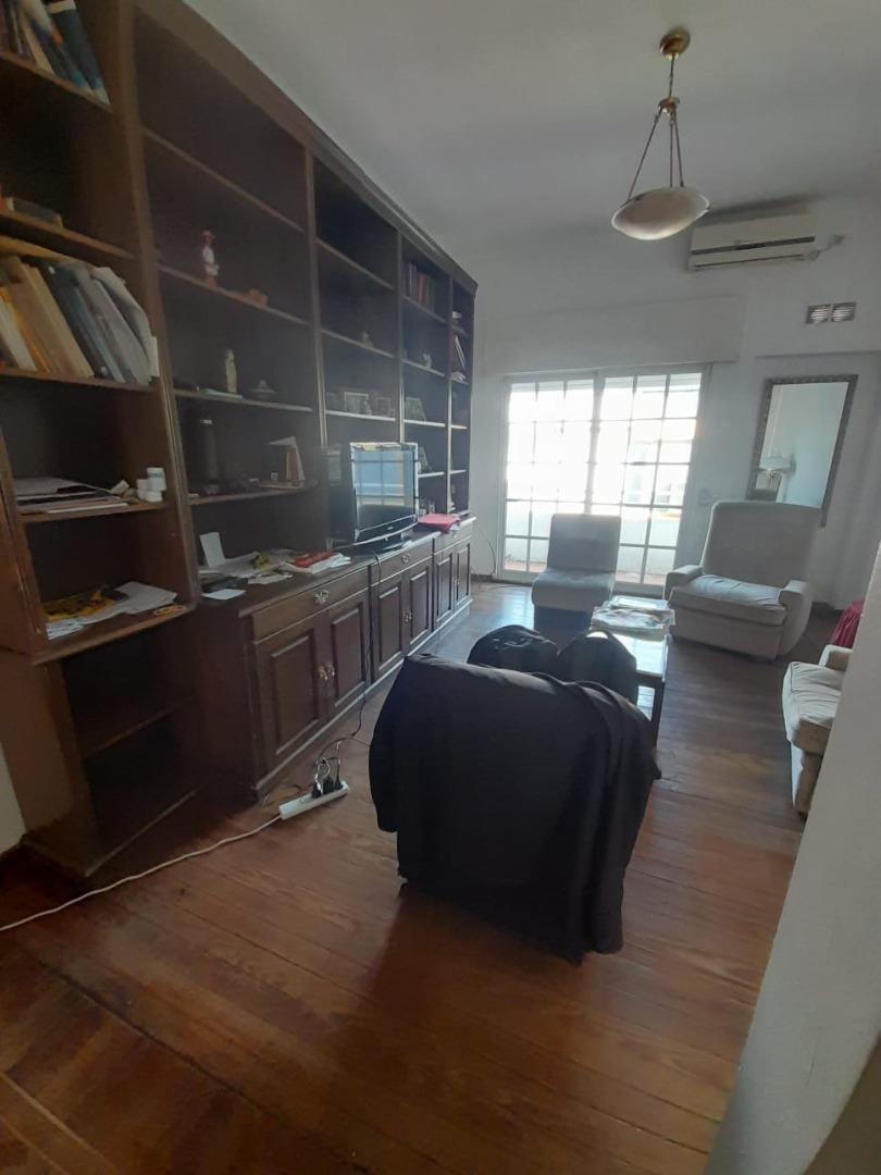 Vendo departamento de gran tamaño en pleno centro 91m2