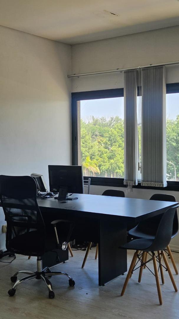 Alfredo Palacios 300