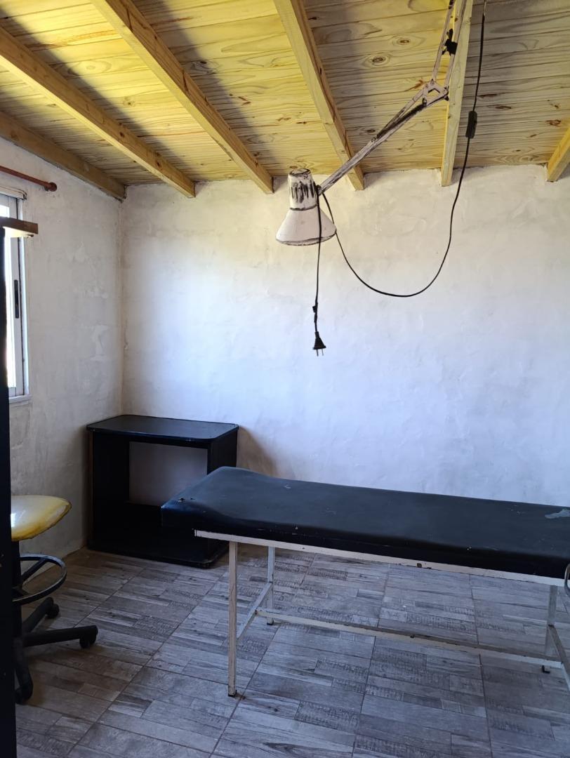 Casa 2 ambientes con 1 baño