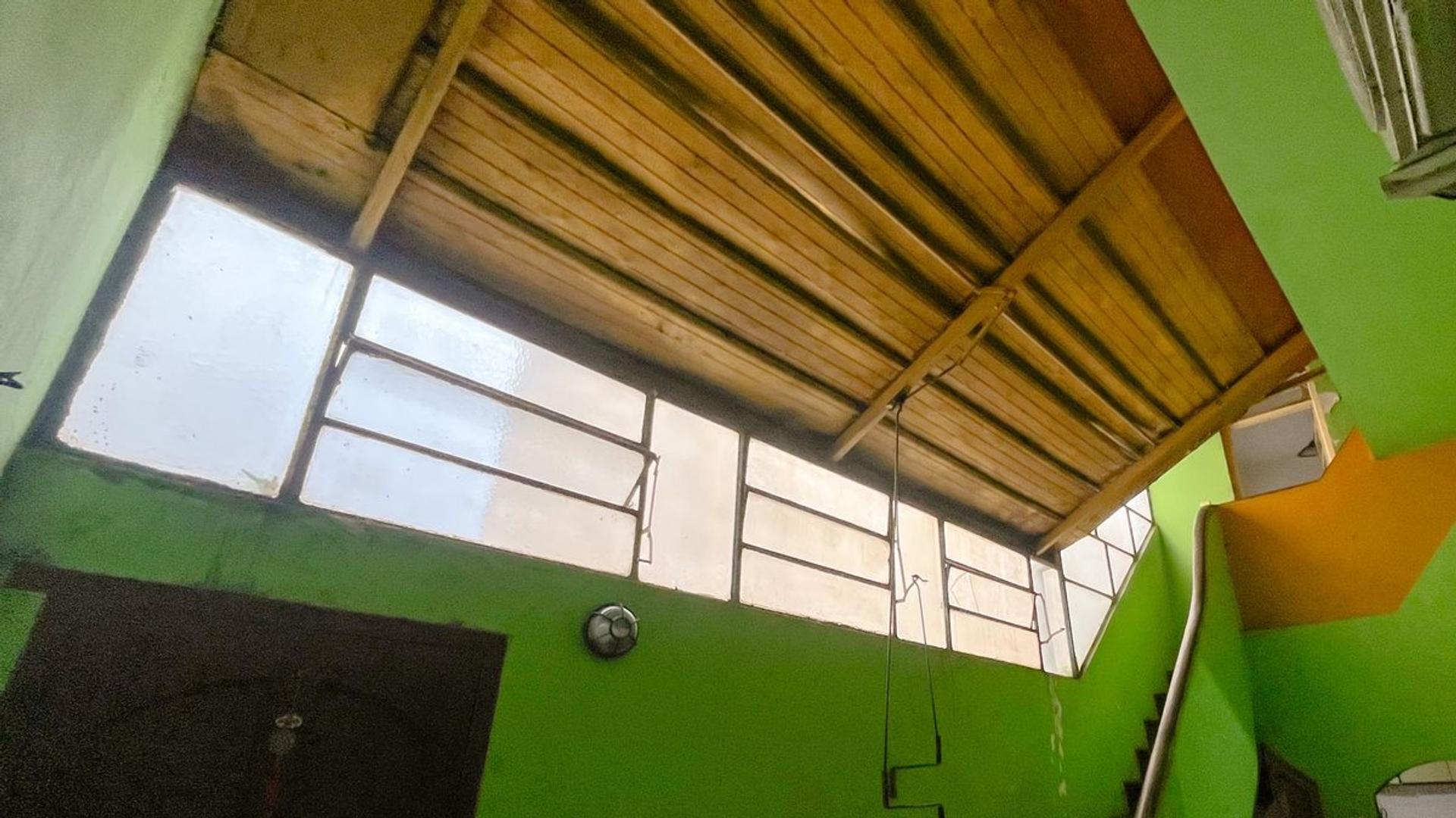 Depto Tipo Casa 4 ambientes con 1 baño