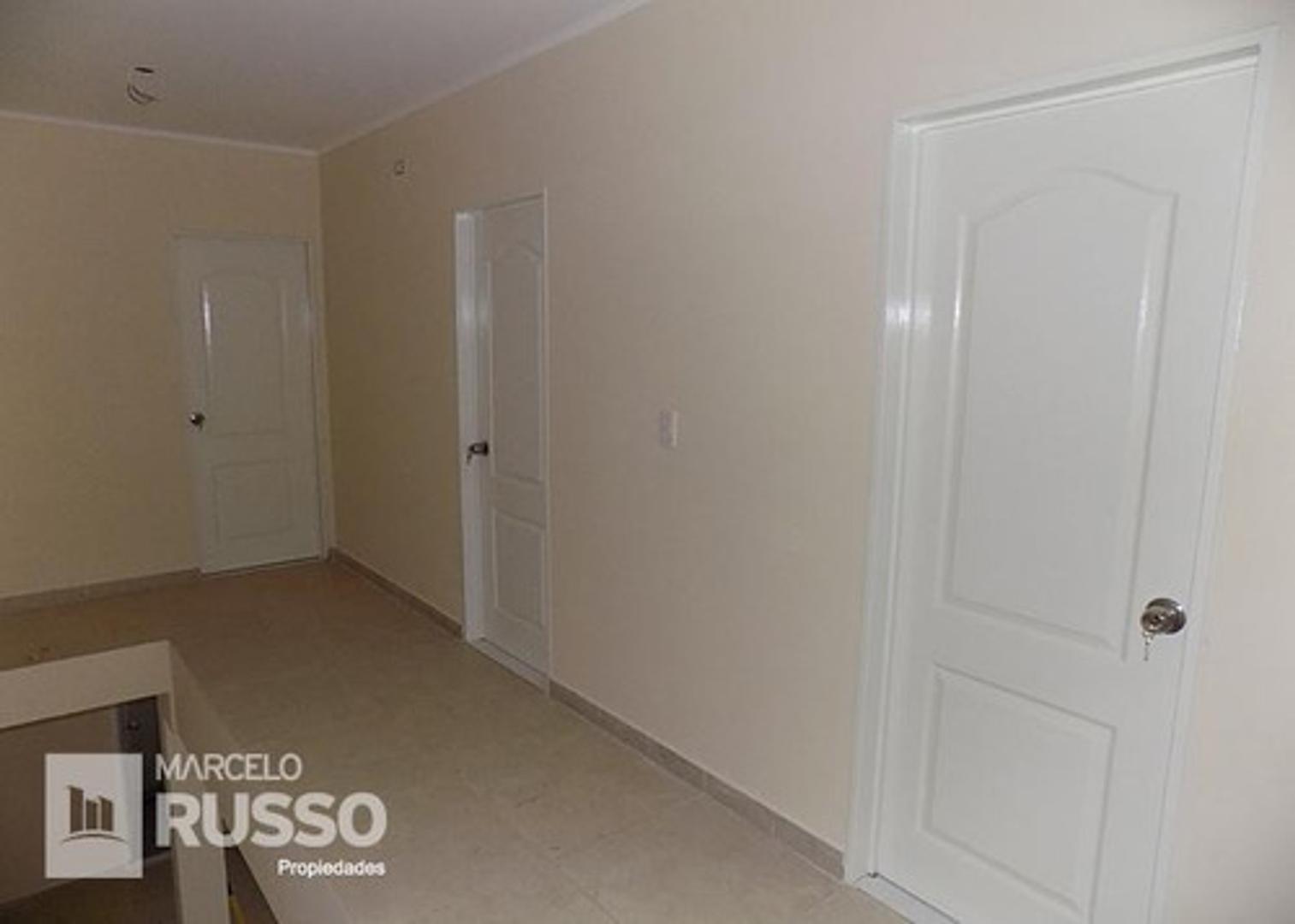 Depto Tipo Casa en Venta con 1 cocheras