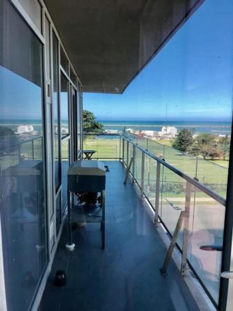 Departamento con espectacular vista al golf