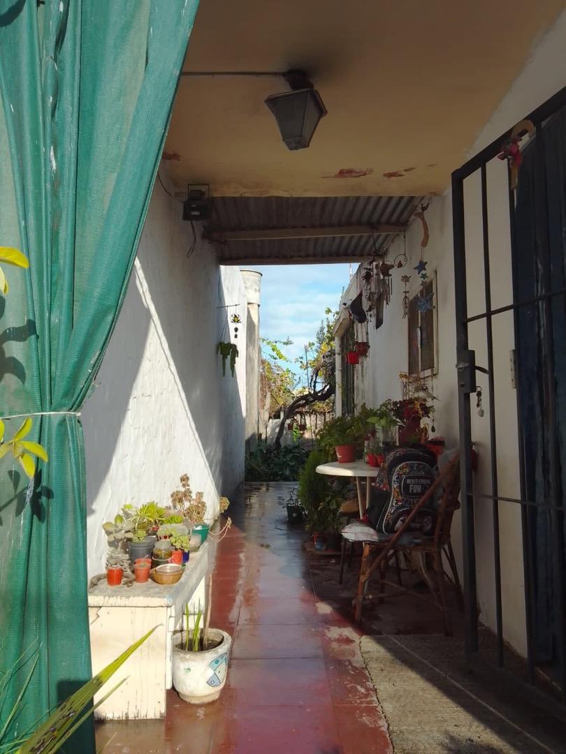 Casa 3 ambientes con 1 baño