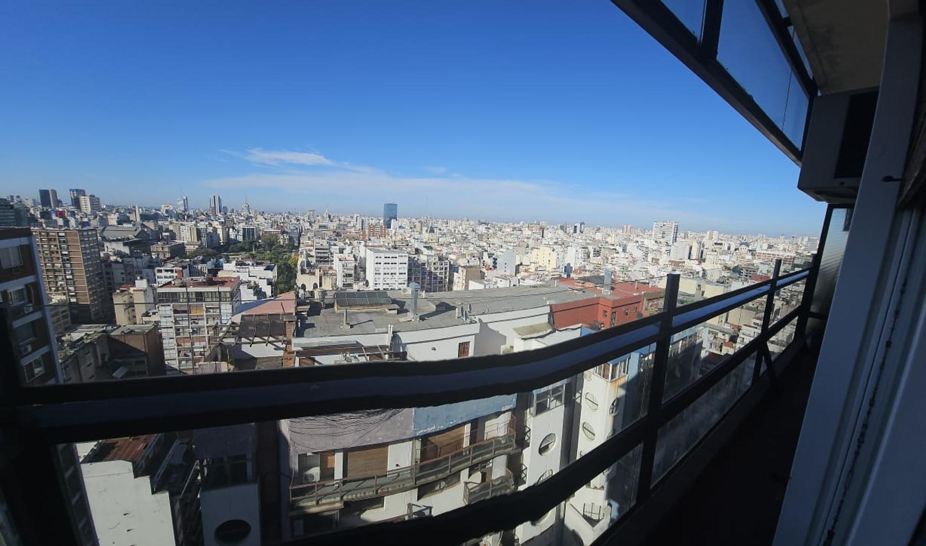 VENTA  DEPARTAMENTO DUPLEX  6 AMB. M.T. ALVEAR 1308 RECOLETA