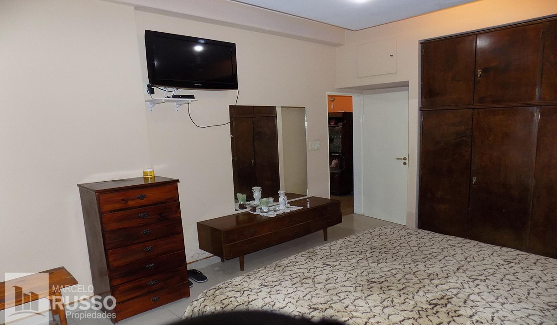 Depto Tipo Casa en Venta con 1 cocheras