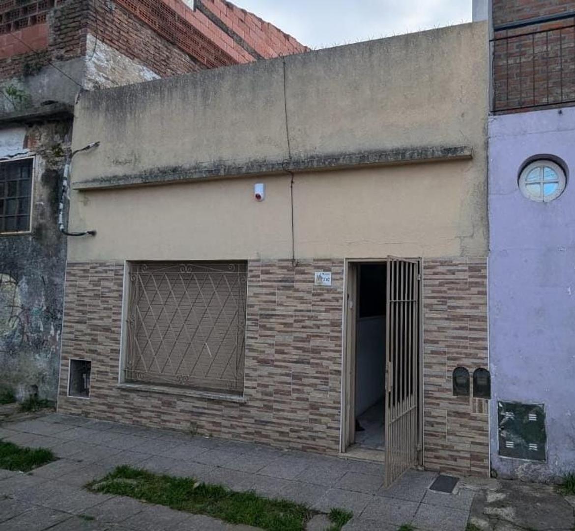 Venta Casa 2 Amb Lanús Oeste Mármol al 700 Financiación Prop