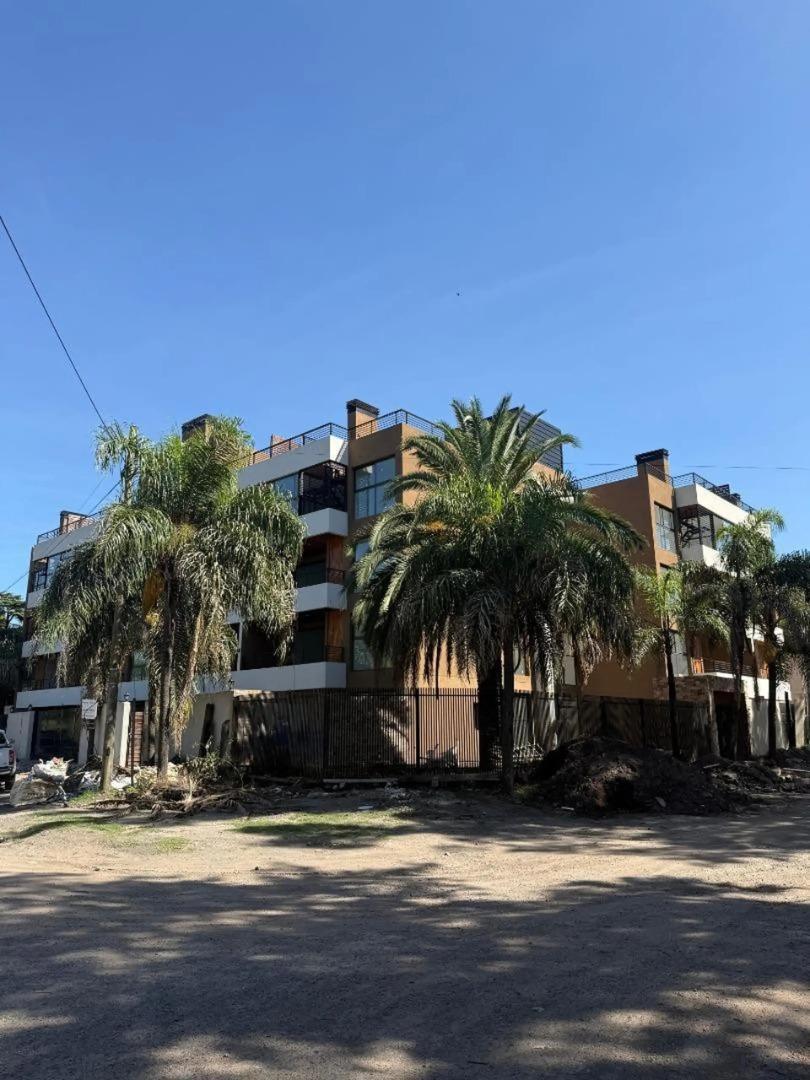 Departamento en Venta en Barrio Parque Leloir, USD 160.000