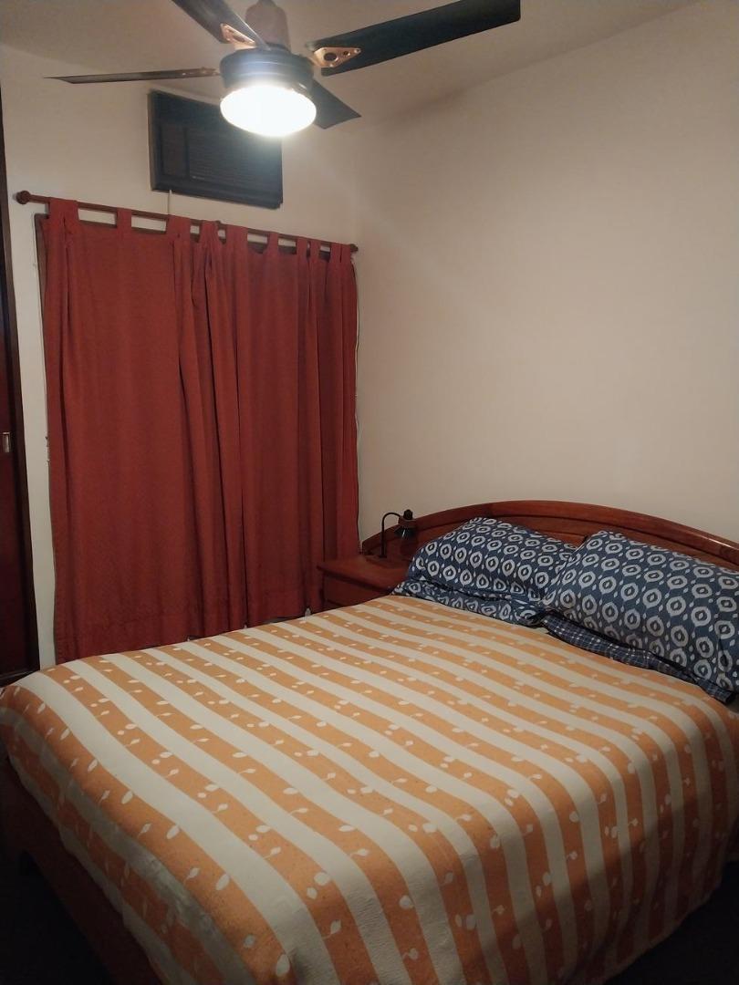 Duplex de cuatro ambientes en venta en Haedo Norte