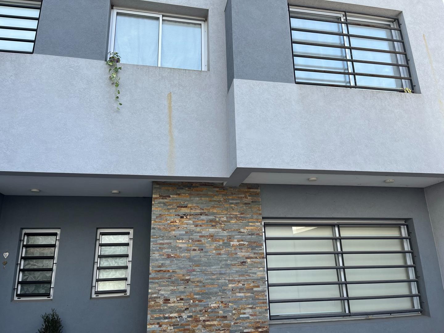 Casa en Venta en Adrogue, USD 180.000