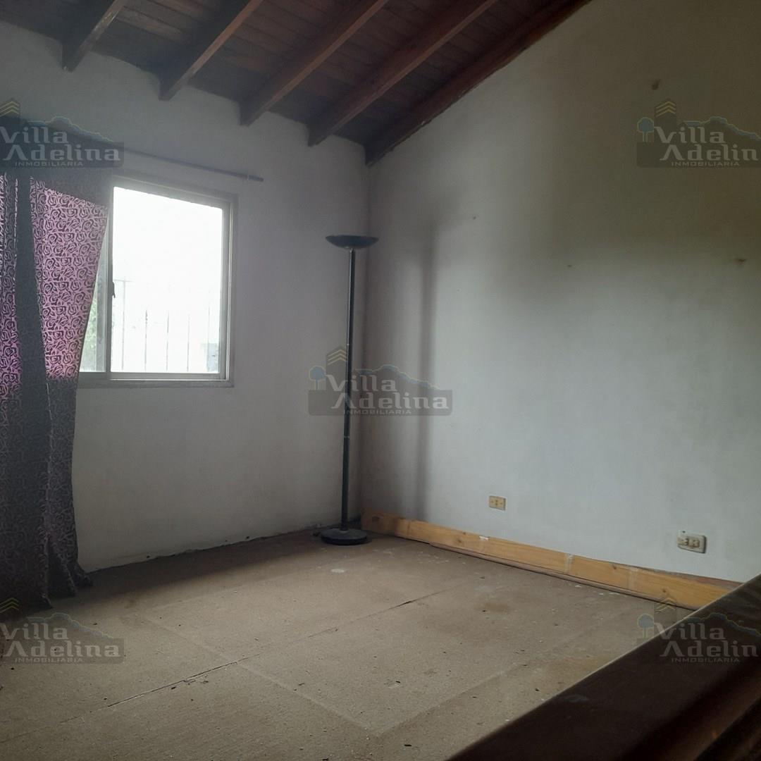 Casa 2 ambientes con 1 baño