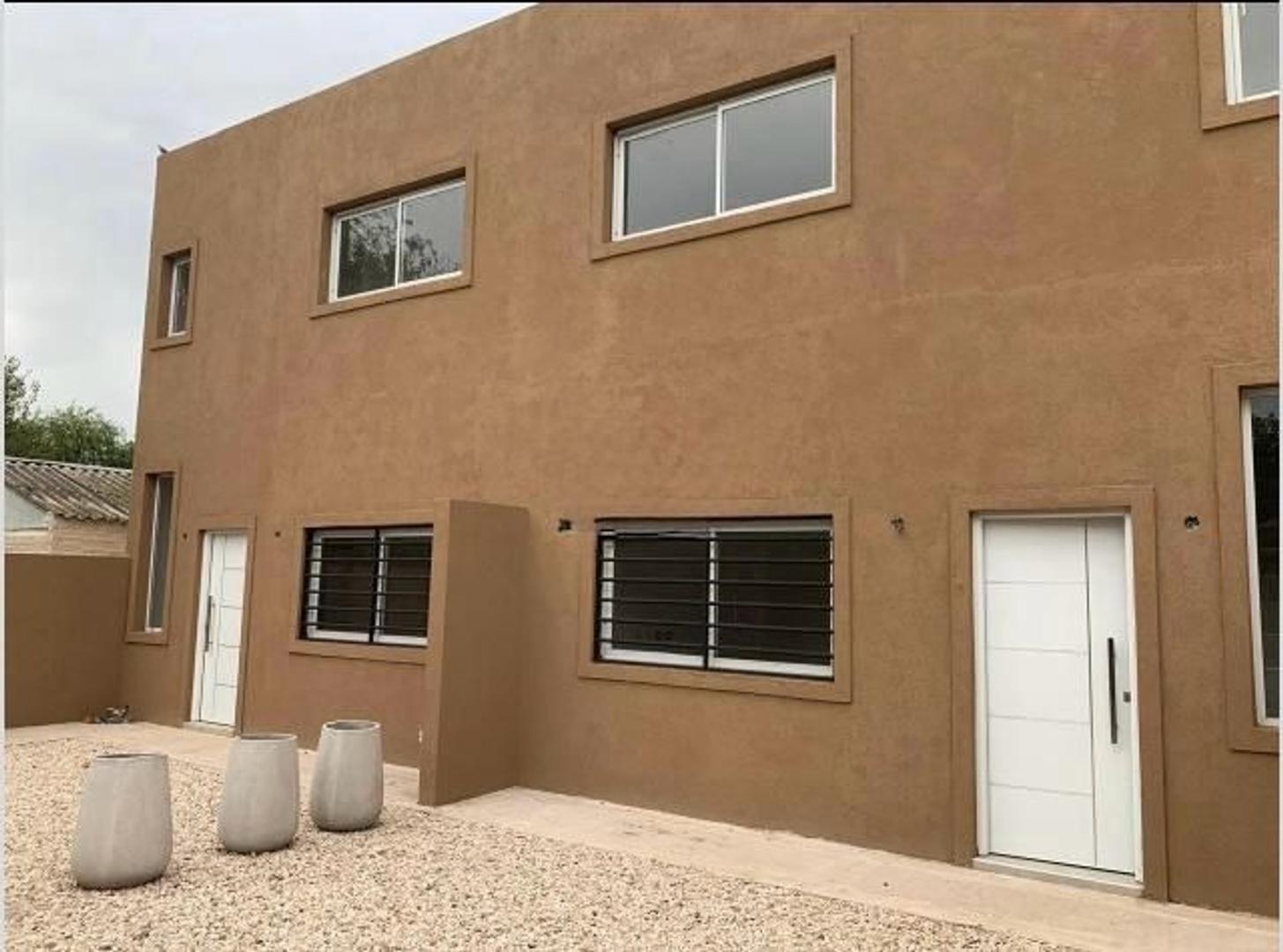 Duplex en Venta en Manzanares, Pilar, GBA Norte