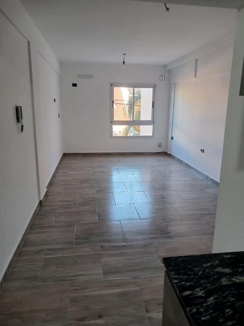 Departamento en Venta en Villa Luzuriaga, USD 50.000