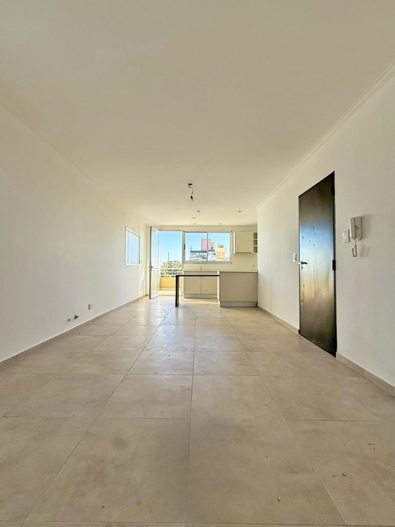 INCREIBLE DUPLEX EN VENTA EN ARROYITO