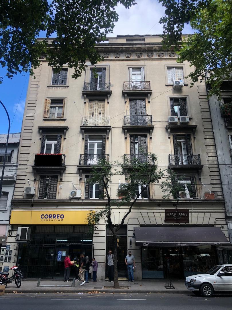Medrano 70 , Piso 1