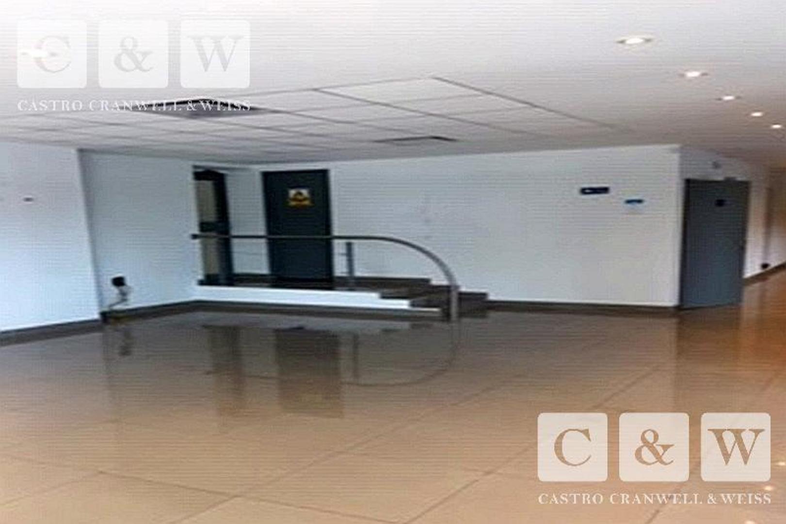 Local en Alquiler en Retiro, USD 5.000