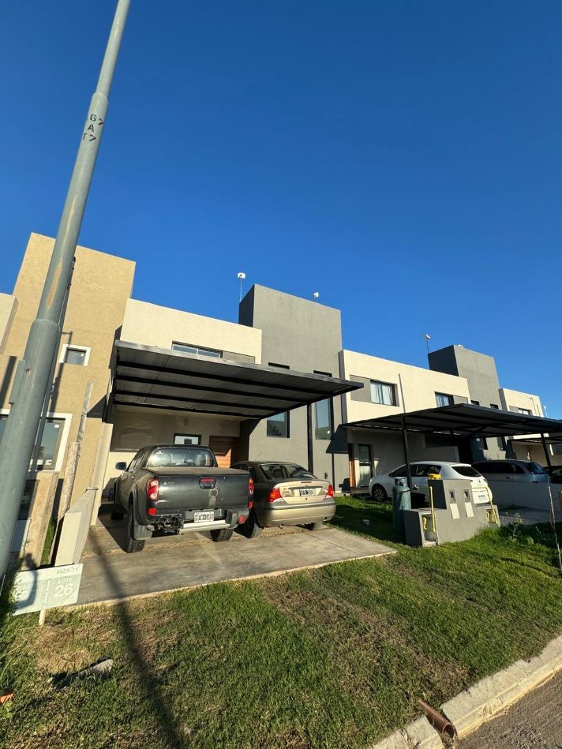Duplex en venta 3 dormitorios Terrazas de Manantiales