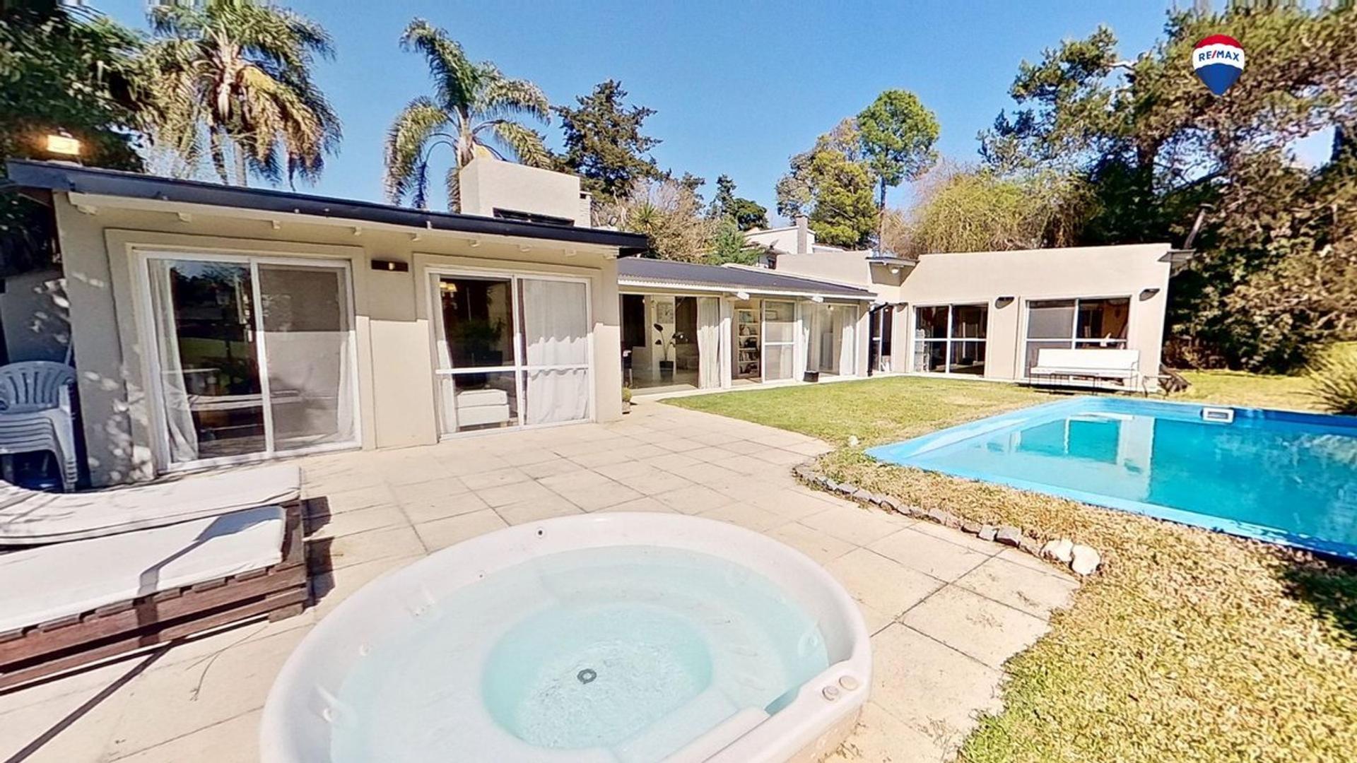 Casa en Venta en Indio Cua Golf Club, USD 165.000