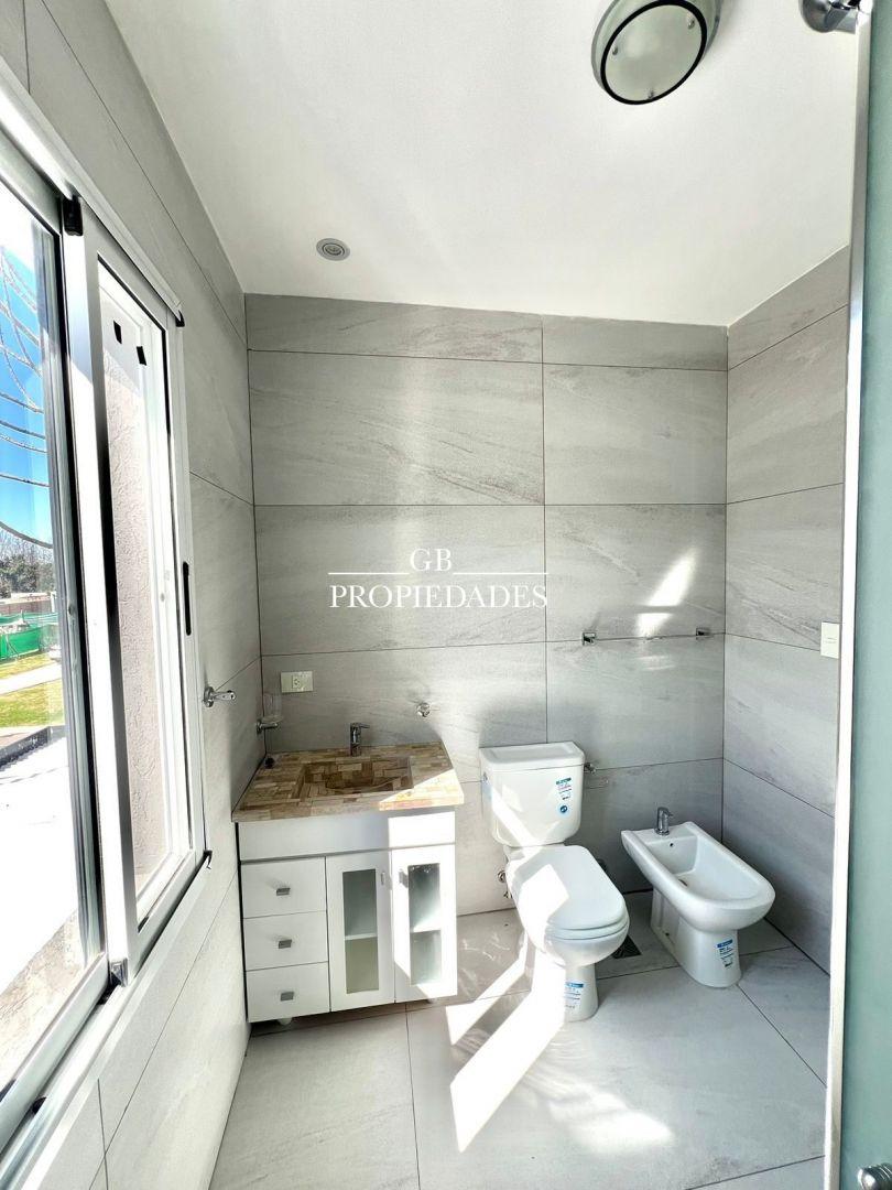 Casa en Alquiler al Norte