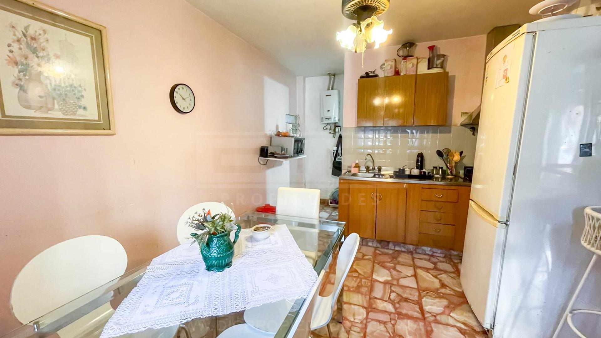 Depto Tipo Casa en Venta 35 años