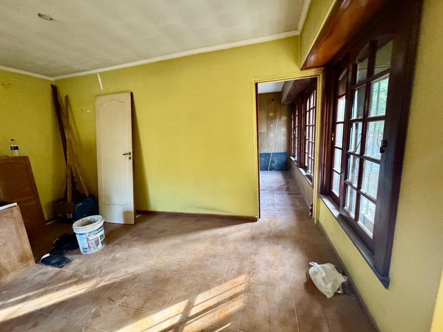 Casa 3 ambientes con 2 baños