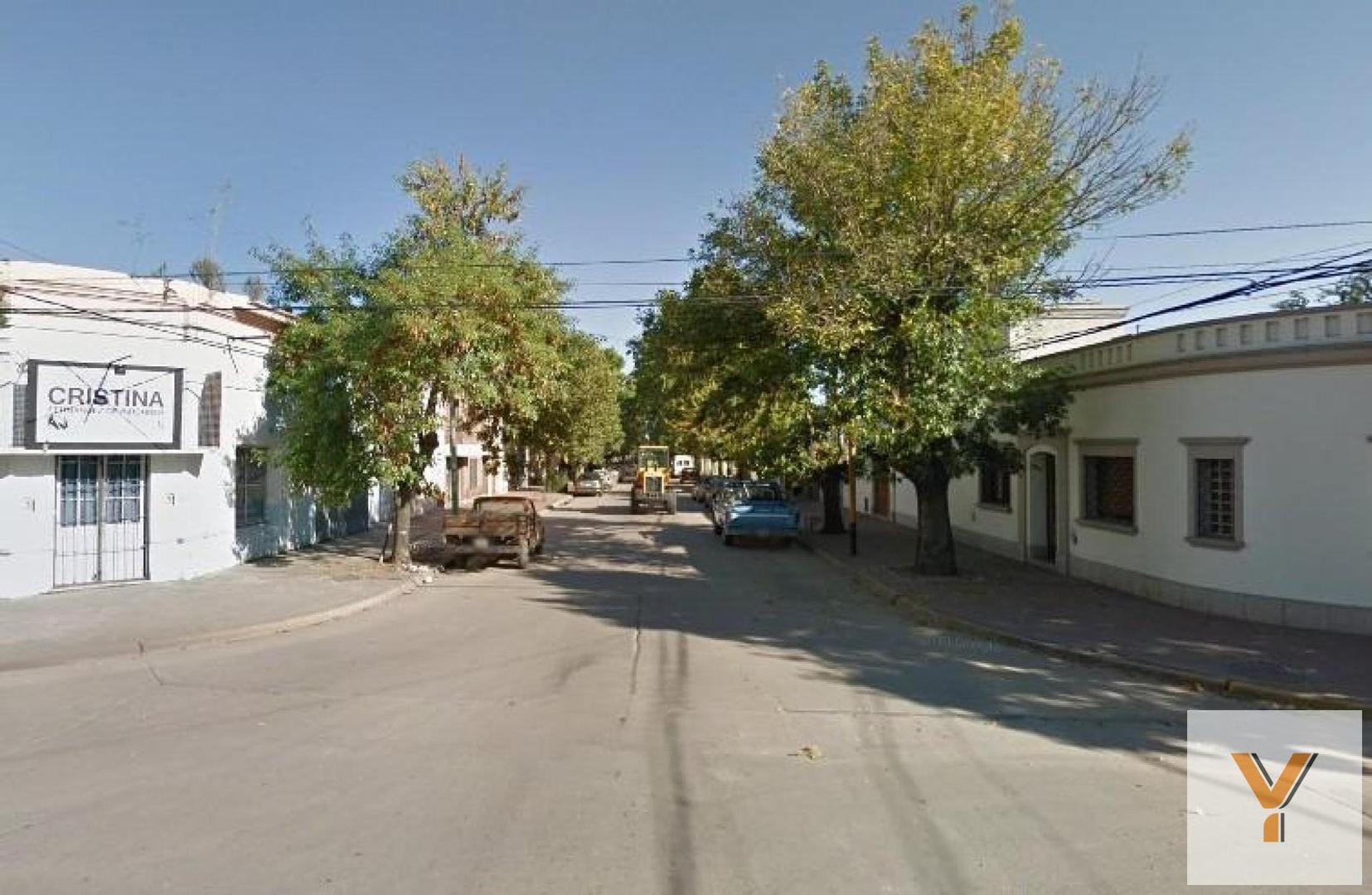 Italia e/ Cervantes y Rivadavia