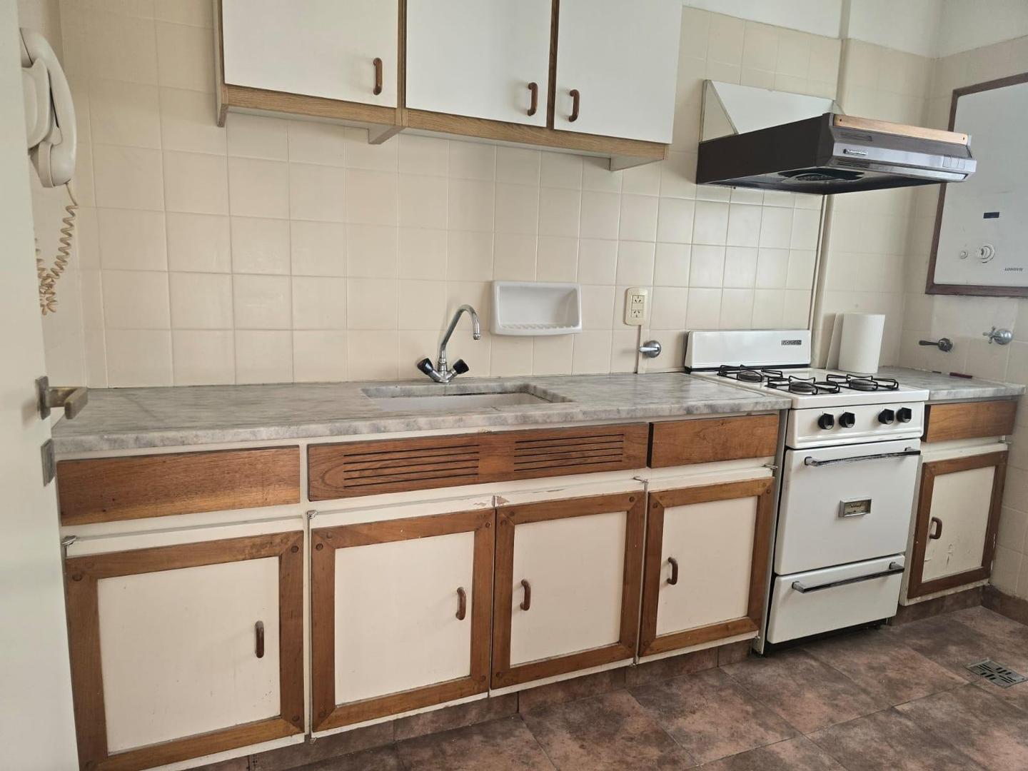 Departamento en Alquiler en Caballito, $ 650.000