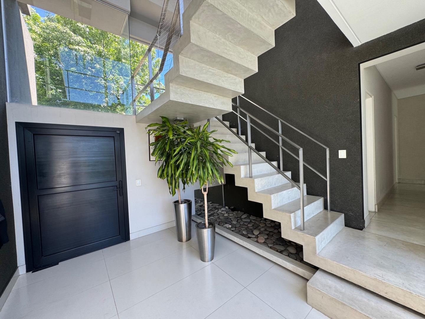 Acceso Oeste, Km 47,5 Ruta 24