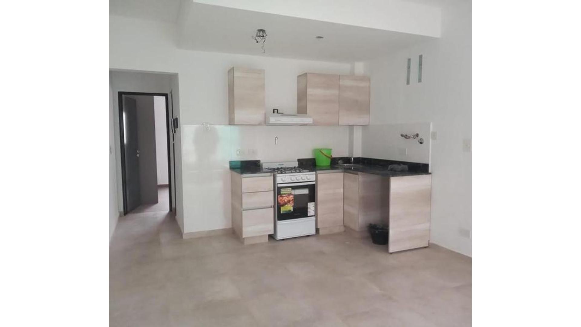 Departamento 3 ambientes con 1 baño