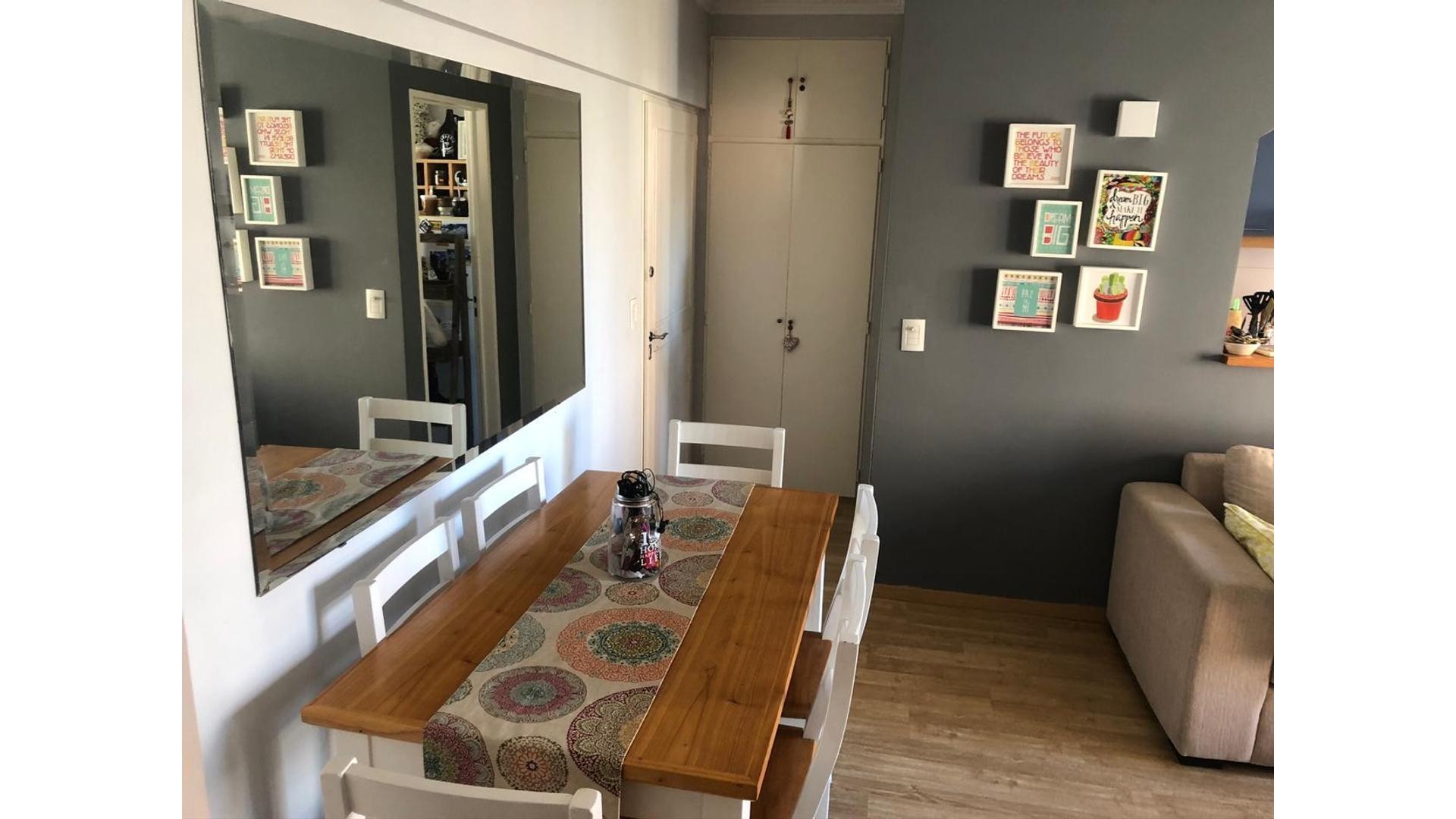 Av Gral San Martin 751 , Piso 6